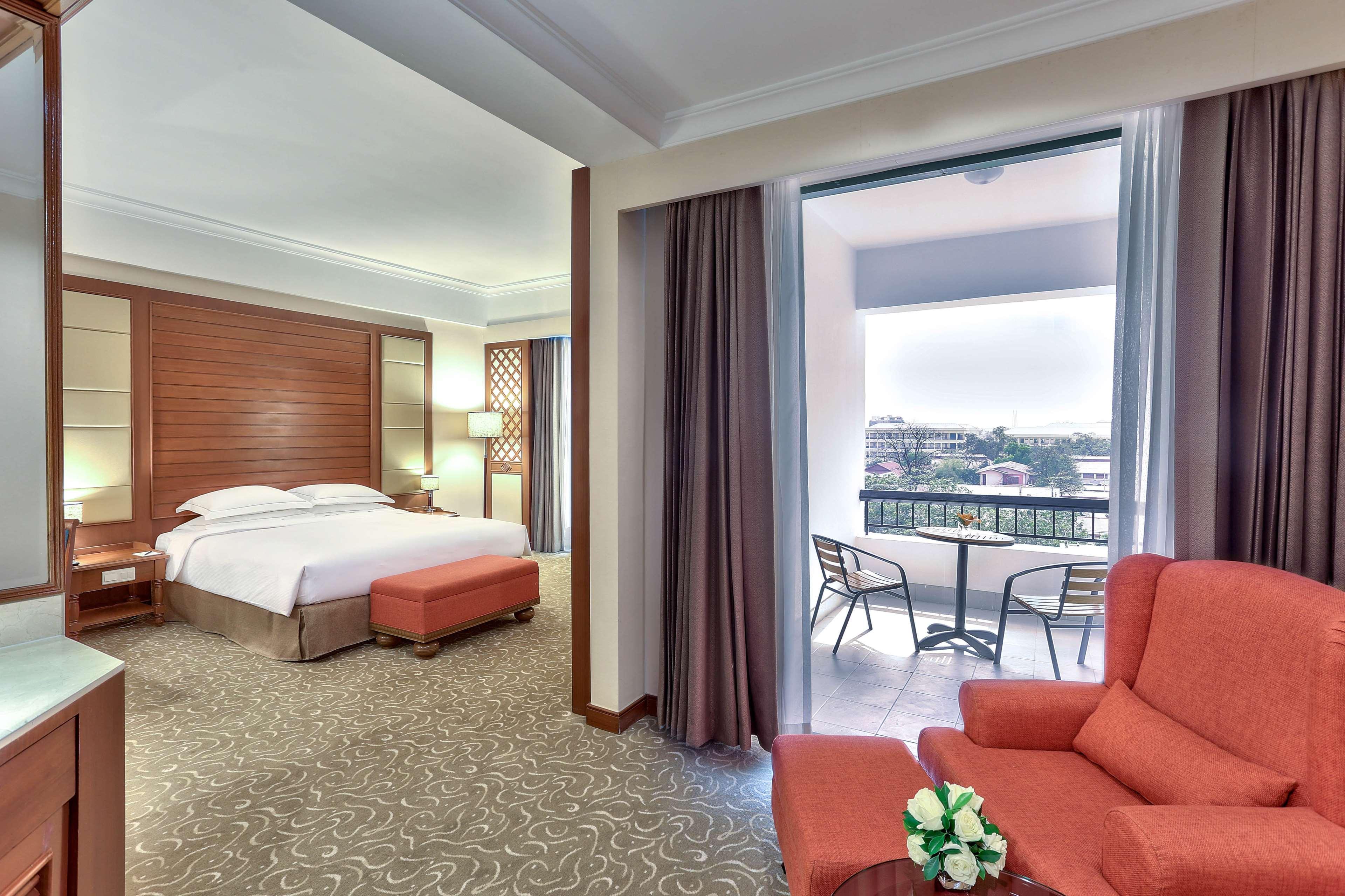 Hilton Mandalay Hotell Eksteriør bilde